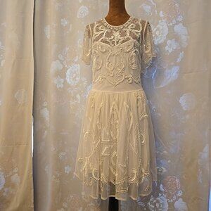 ASOS Sz 8 Short White Wedding Dress Sequins Beading Sheer Sleeves Sweetheart